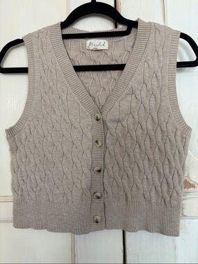 Marled Taupe Cable-Knit Button Front Cropped Sweater Vest